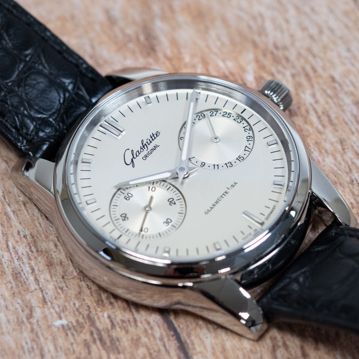 Glashutte Original Senator Hand Date 39 58 02 02 04