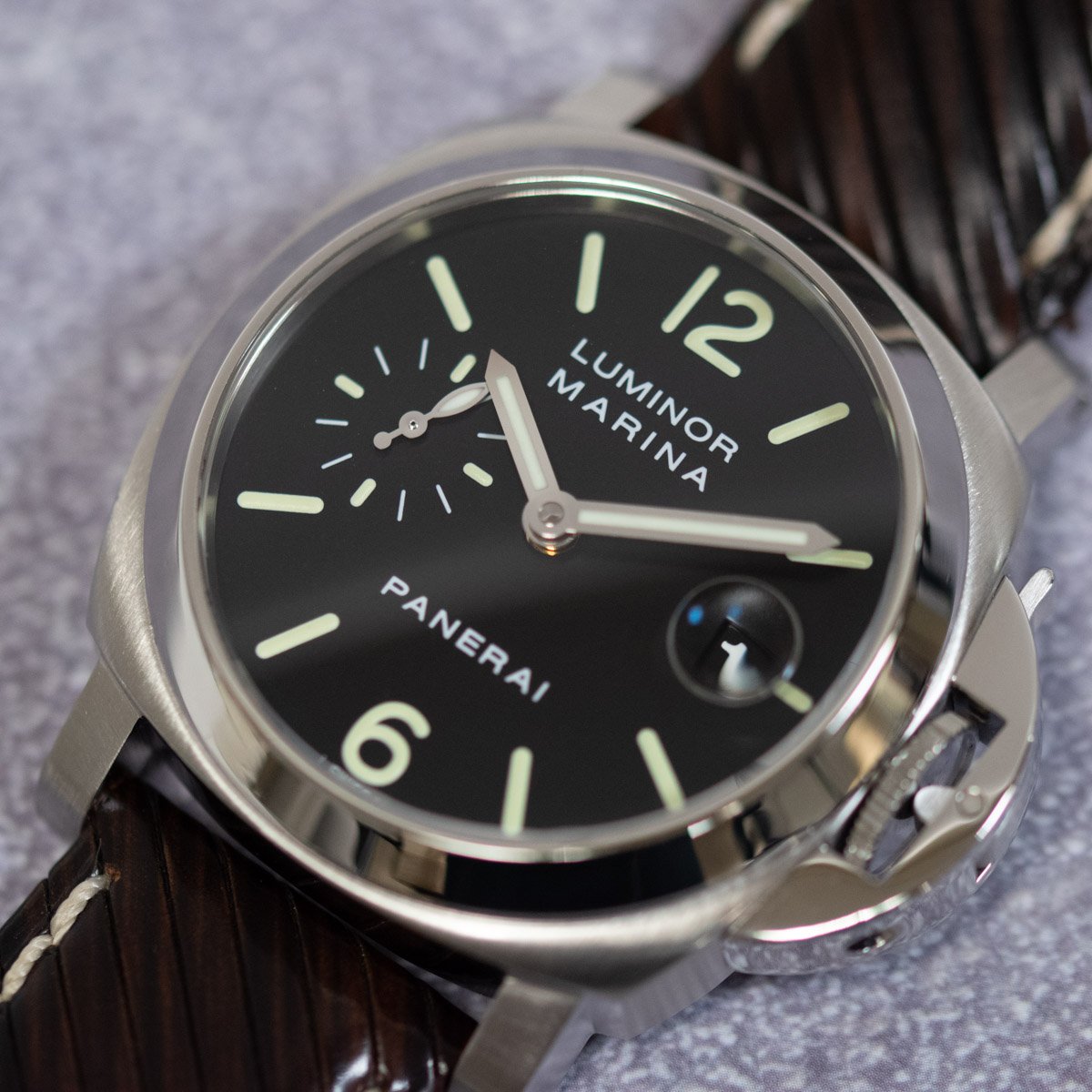 Panerai Luminor Marina PAM 48 SOLD OUT black dial on dark brown Riva Rivetta strap