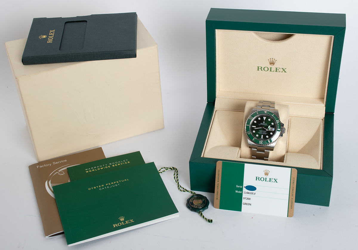2015 MINT PAPERS Rolex submariner Hulk 116610LV Green Dial Ceramic Watch Box