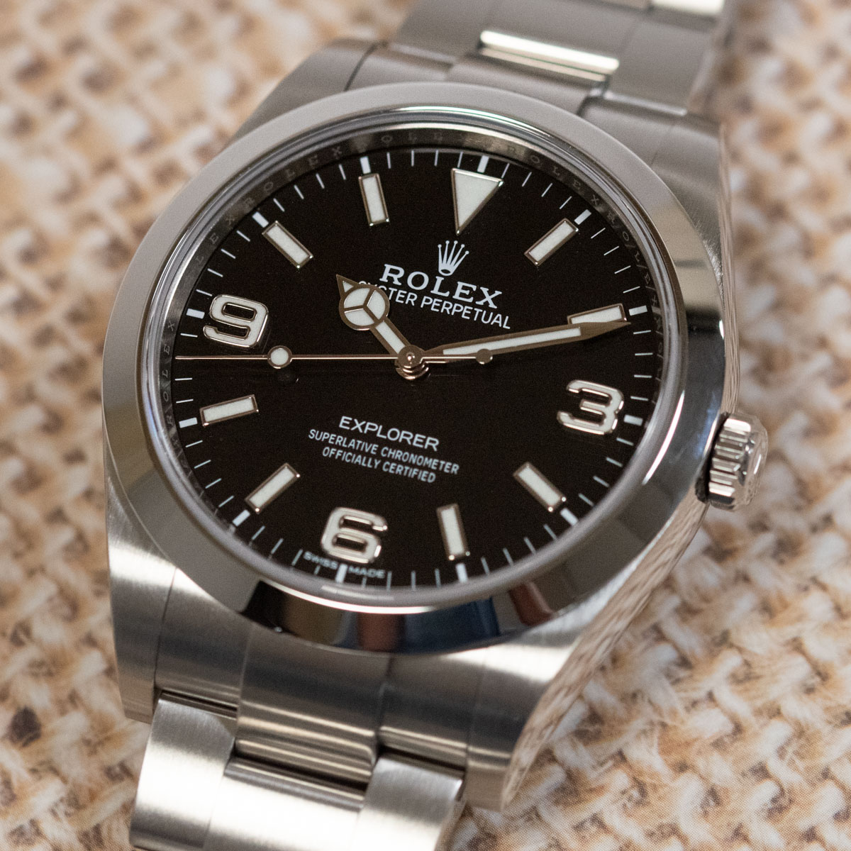 Rolex explorer lume shot sale