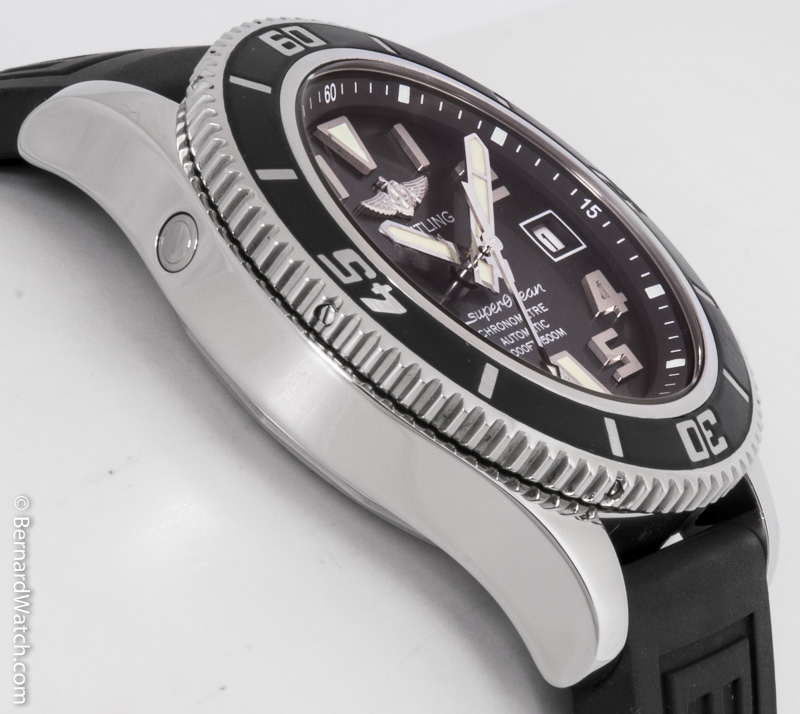 Breitling - SuperOcean 42mm : A1736402/BA28-150S : SOLD OUT : black dial