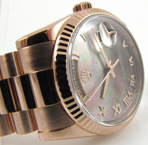 Rolex - Day-Date President : 118235 : SOLD OUT : black Mother of Pearl dial