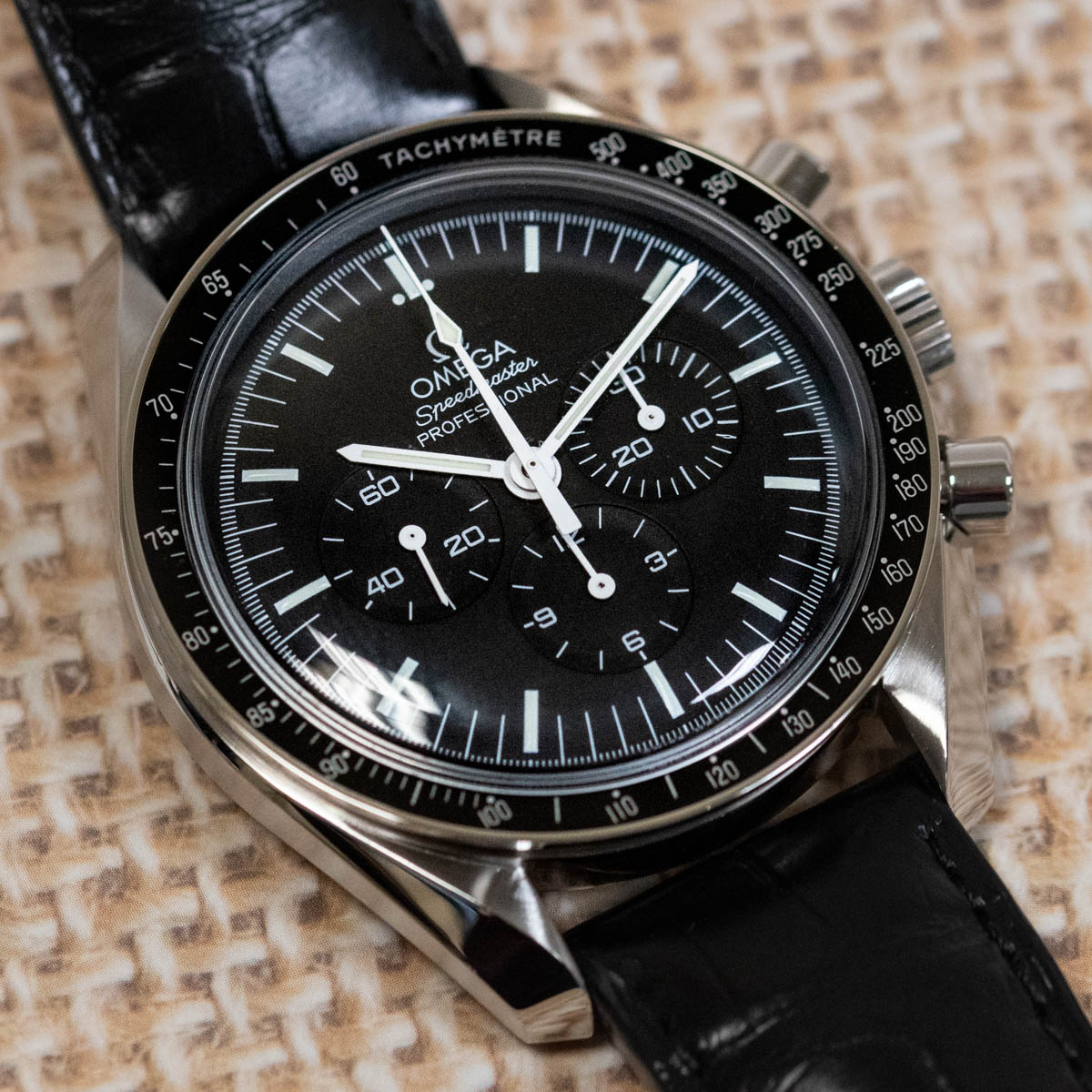 Speedmaster hot sale legendary moonwatch