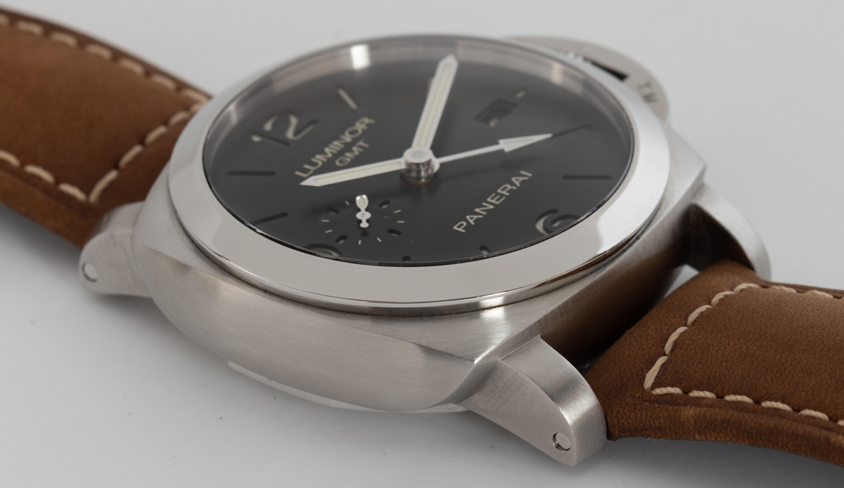 Panerai Luminor 1950 3 Days GMT PAM 320 SOLD OUT black