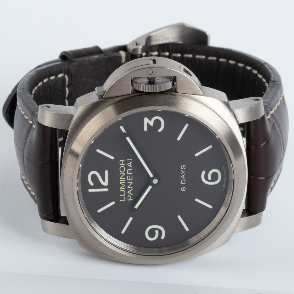 Panerai Luminor 44 Base 8 Days PAM 562 Used Watch For Sale